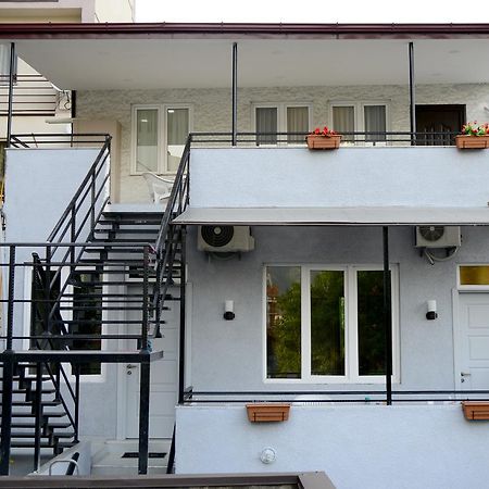 Hotel New Avlabari Tbilisi Bagian luar foto