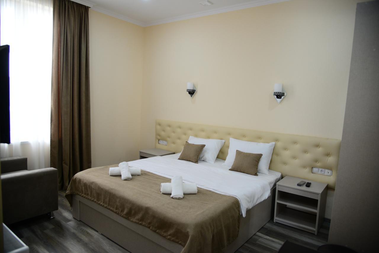 Hotel New Avlabari Tbilisi Bagian luar foto